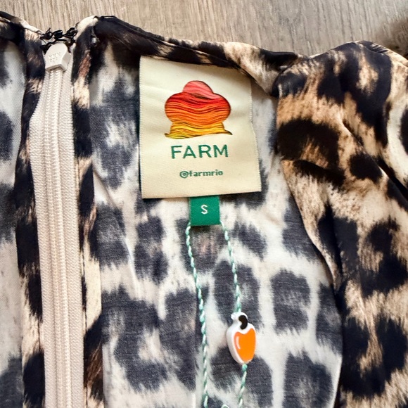 FARM Rio Leopard Print Long Sleeve Dress - Picture 3 of 5